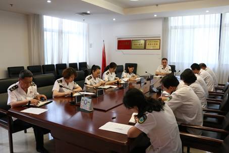 省卫生和计生监督中心召开党建工作座谈会