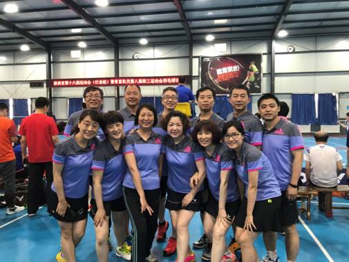 顽强拼搏有突破 羽球风采尽展现